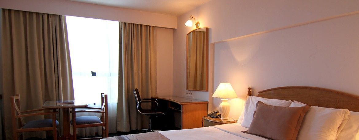 Crystal Palace Hotel Montevideo Bagian luar foto