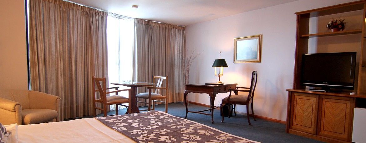 Crystal Palace Hotel Montevideo Bagian luar foto