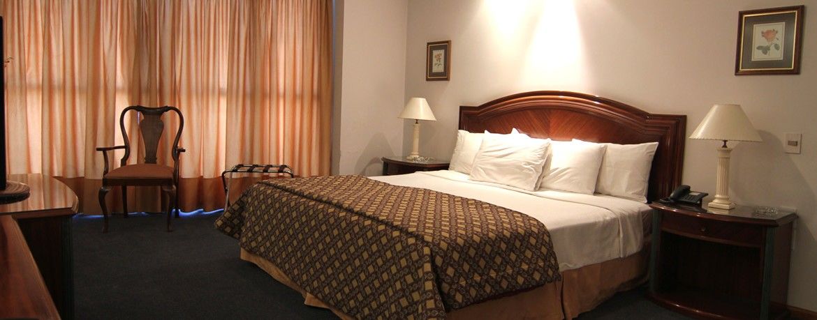 Crystal Palace Hotel Montevideo Bagian luar foto